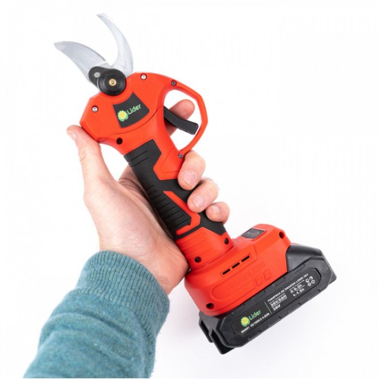 Foarfeca electrica gradina, 2 acumulatori Li-Ion 48V, 5Ah, lama SK5, diametru taiere 40mm, Brushless , afisaj LCD Lider® Premium MX808